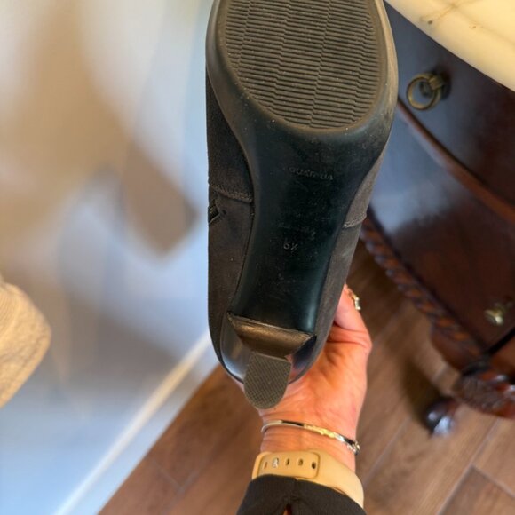 Aquatalia Rhumba Anthracite (Dark Gray) Suede Boots 6.5 - Picture 8 of 8